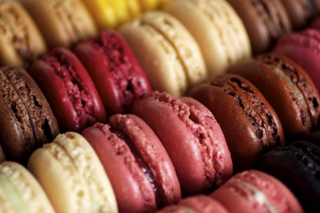 laduree-macarons-paris-